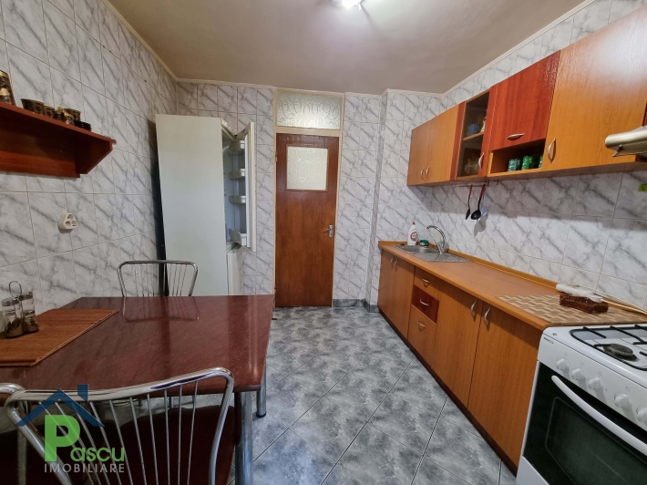 inchiriere_ap__3_camere_brancoveanu__metrou__str__padesu__cf__i__decomandat__mobilat__7_1644577517