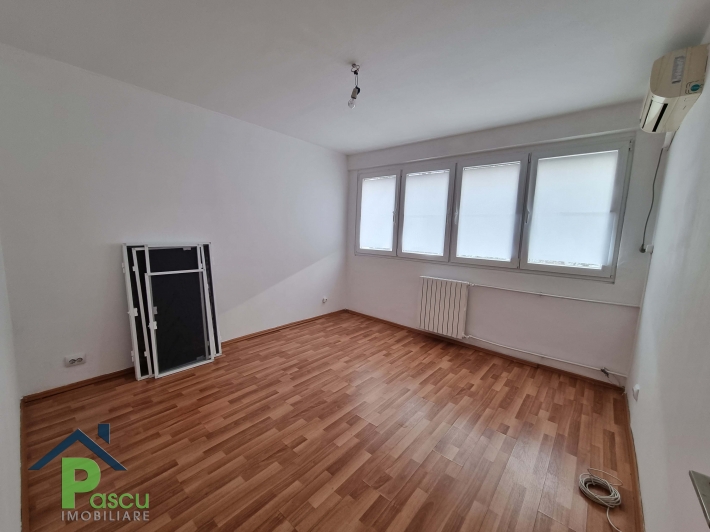 vanzare_apartament_2_camere_eroii__revolutiei__langa_metrou__et__2__pascu_imobiliare_2_1647342793